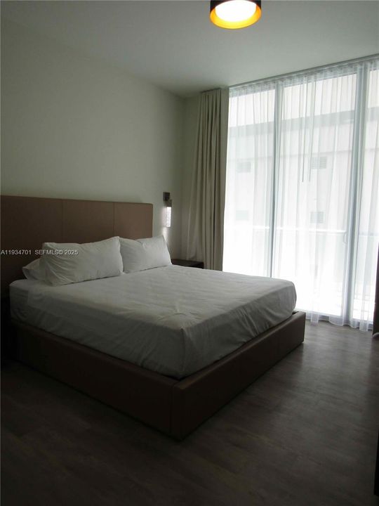 На продажу: $430,000 (1 спален, 1 ванн, 730 Квадратных фут)