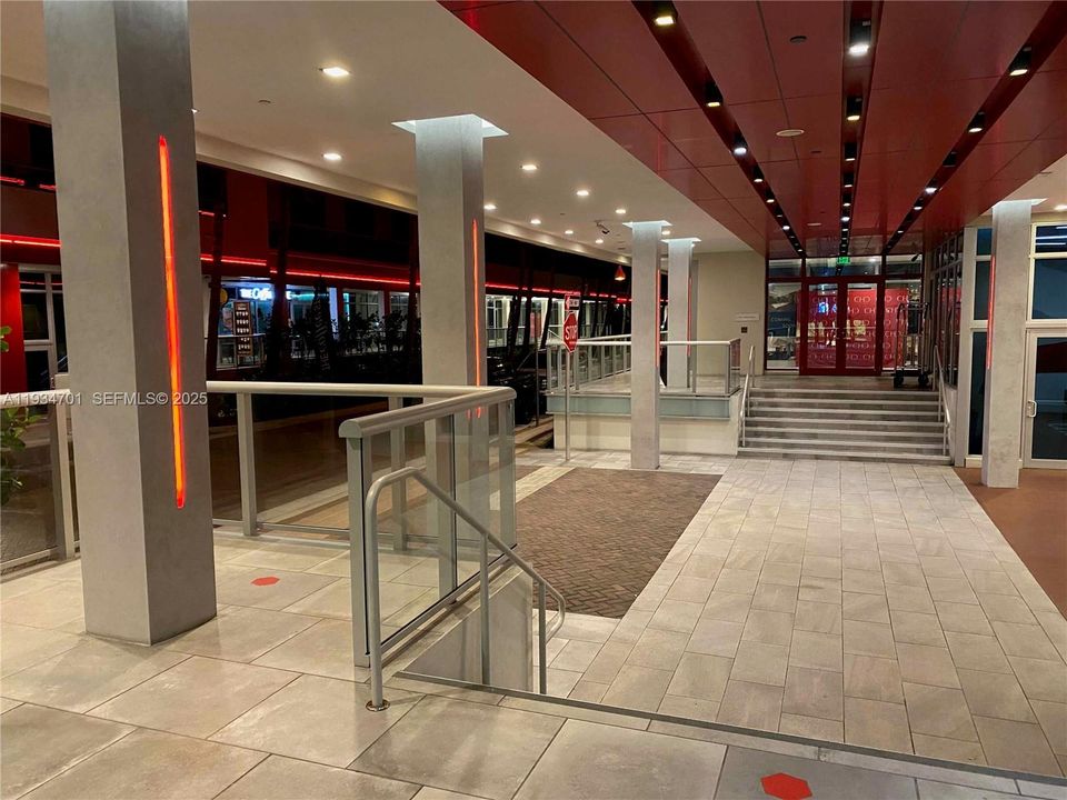 На продажу: $430,000 (1 спален, 1 ванн, 730 Квадратных фут)