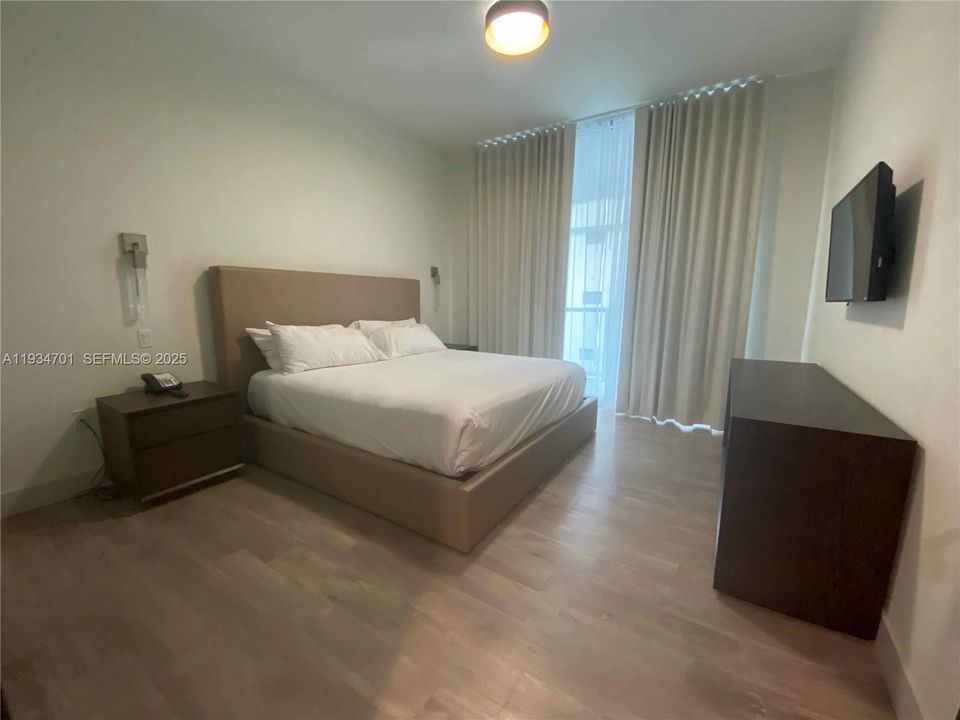 На продажу: $430,000 (1 спален, 1 ванн, 730 Квадратных фут)