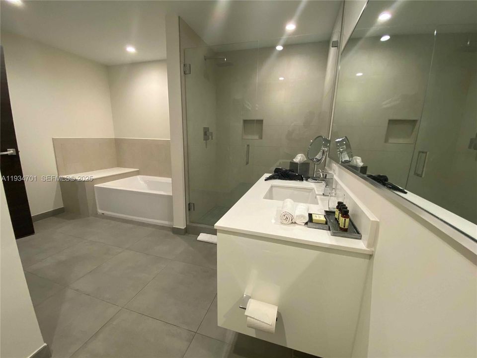 На продажу: $430,000 (1 спален, 1 ванн, 730 Квадратных фут)