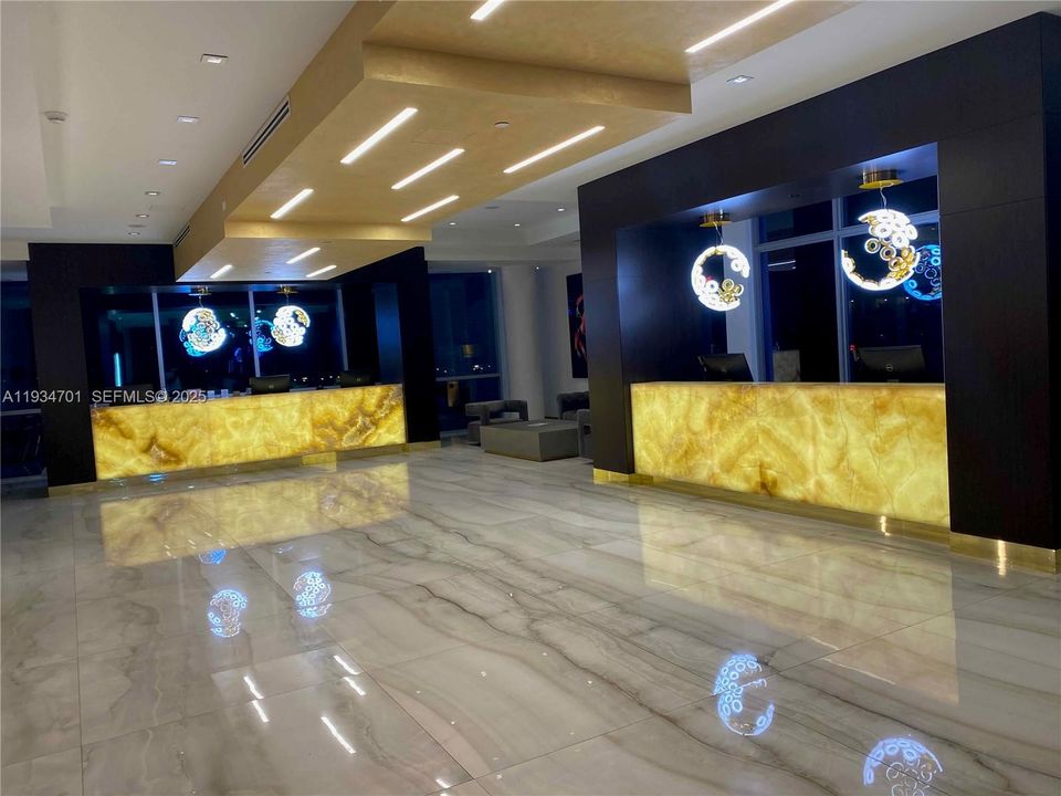 На продажу: $430,000 (1 спален, 1 ванн, 730 Квадратных фут)