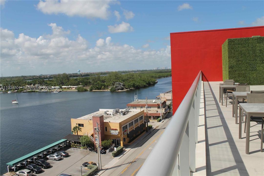 На продажу: $430,000 (1 спален, 1 ванн, 730 Квадратных фут)