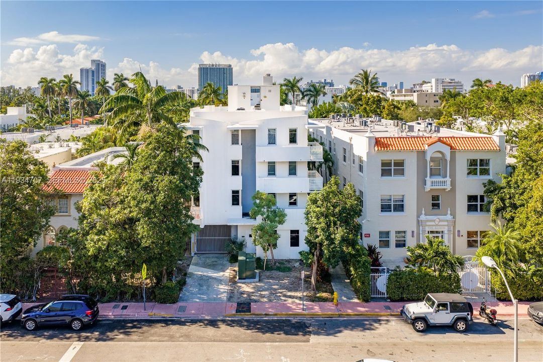 待售: $635,000 (2 贝兹, 2 浴室, 913 平方英尺)