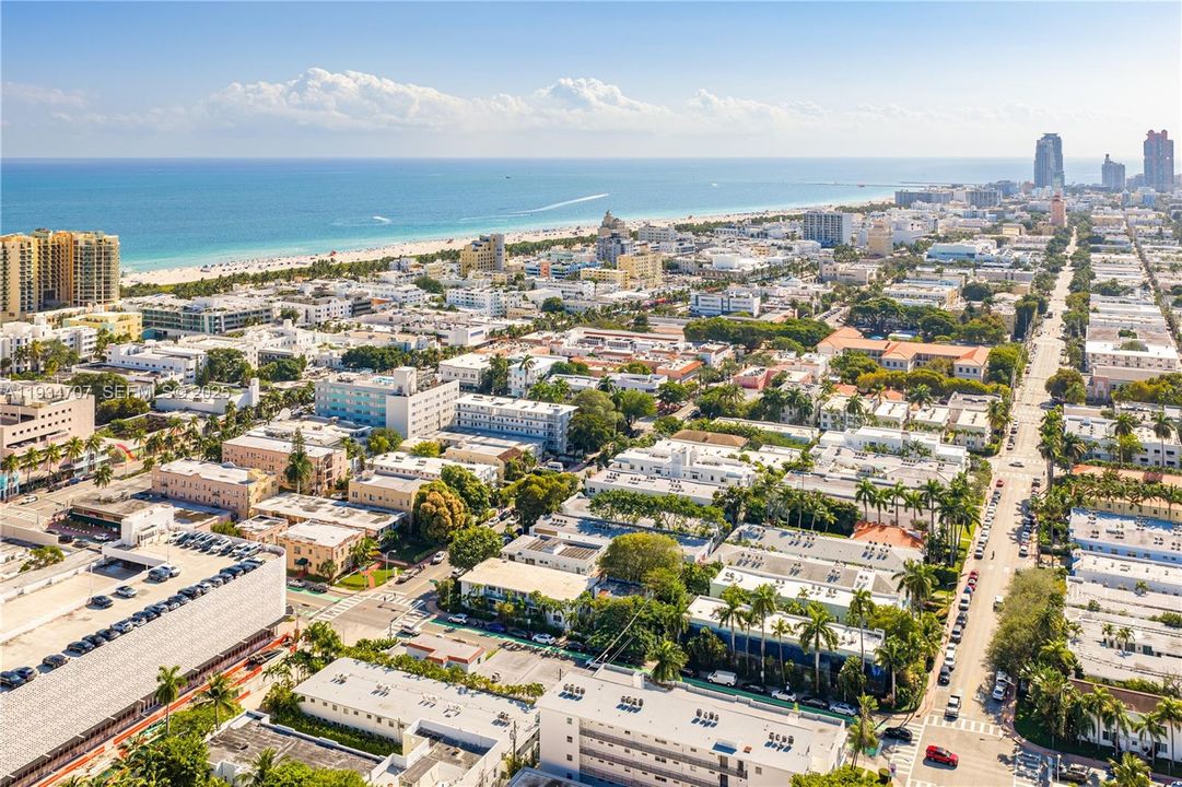 待售: $635,000 (2 贝兹, 2 浴室, 913 平方英尺)