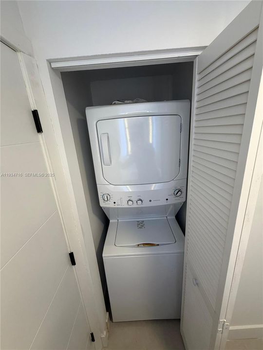 For Rent: $2,490 (2 beds, 1 baths, 0 Square Feet)