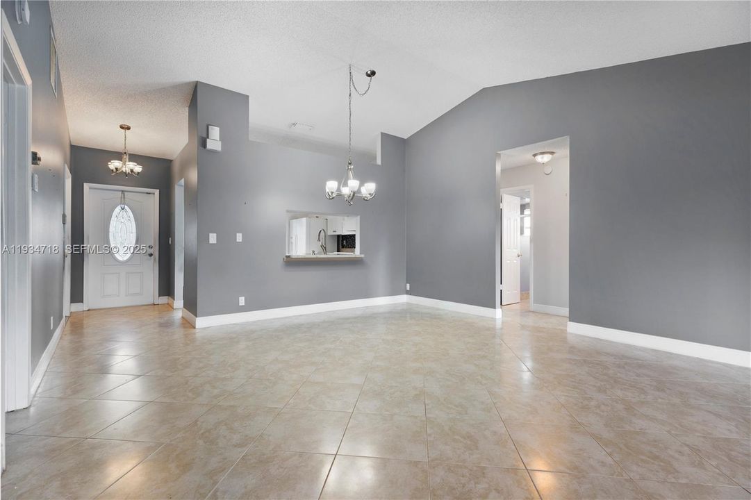 В аренду: $3,400 (3 спален, 2 ванн, 1479 Квадратных фут)