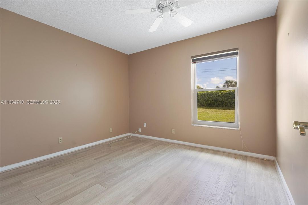 В аренду: $3,400 (3 спален, 2 ванн, 1479 Квадратных фут)