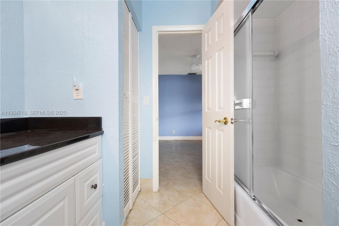 В аренду: $3,400 (3 спален, 2 ванн, 1479 Квадратных фут)