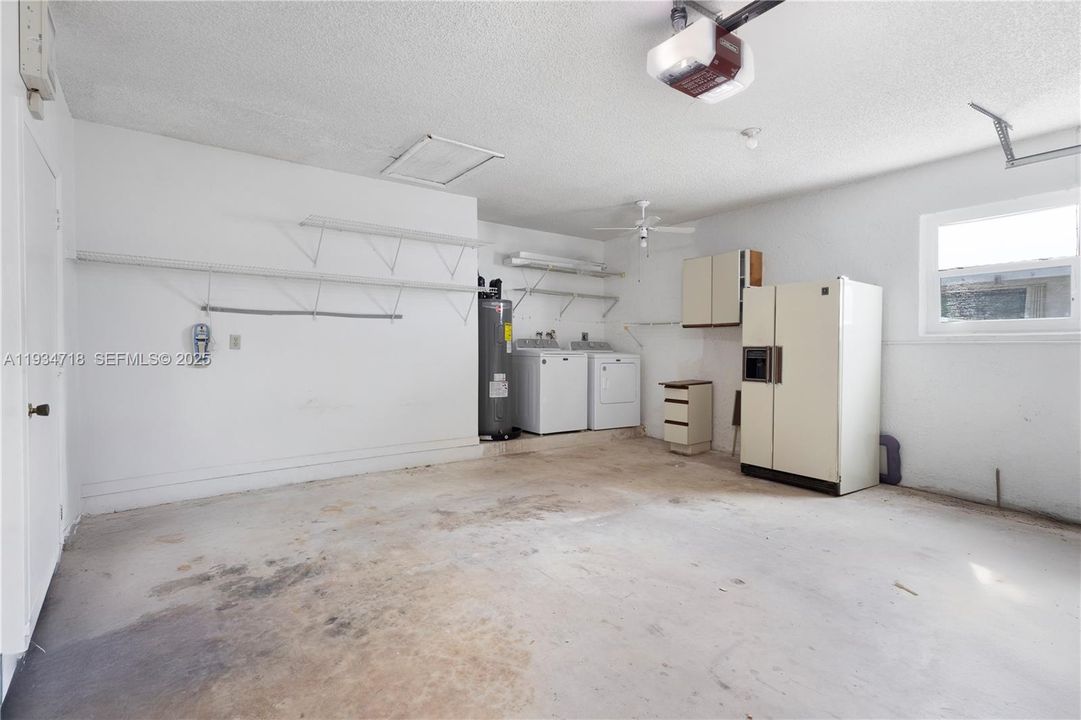 В аренду: $3,400 (3 спален, 2 ванн, 1479 Квадратных фут)