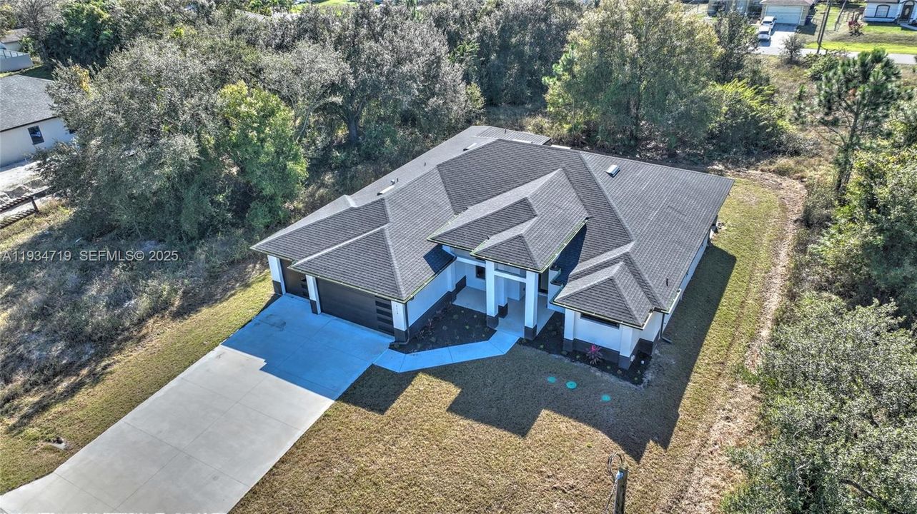 На продажу: $599,900 (5 спален, 3 ванн, 0 Квадратных фут)