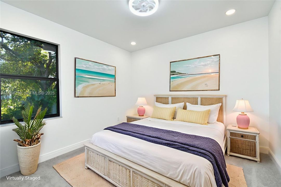 На продажу: $599,900 (5 спален, 3 ванн, 0 Квадратных фут)