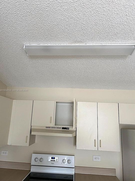 出租: $1,730 (1 贝兹, 1 浴室, 659 平方英尺)