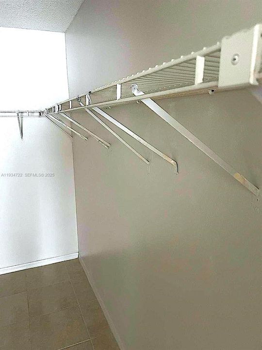 出租: $1,730 (1 贝兹, 1 浴室, 659 平方英尺)