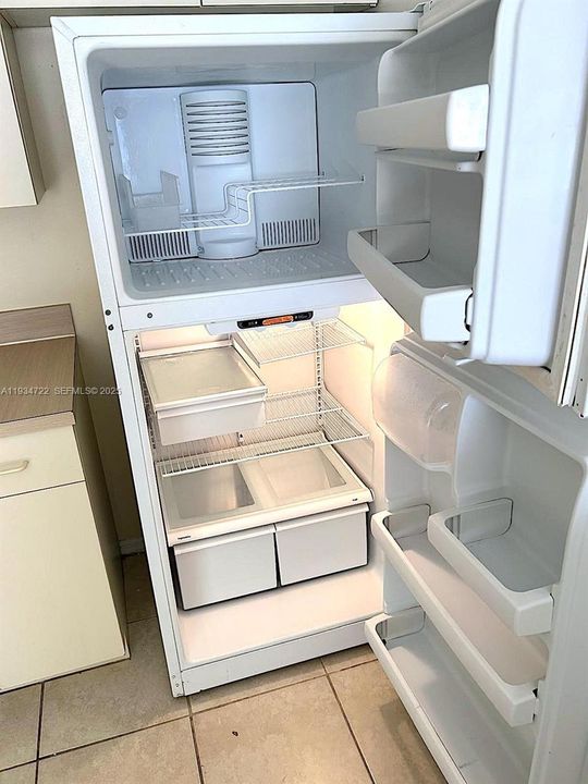 出租: $1,730 (1 贝兹, 1 浴室, 659 平方英尺)