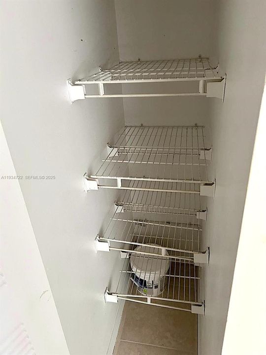 出租: $1,730 (1 贝兹, 1 浴室, 659 平方英尺)