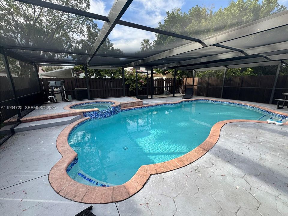 For Rent: $4,500 (3 beds, 2 baths, 2023 Square Feet)