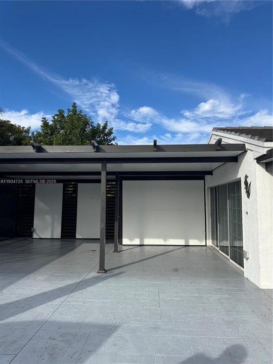 For Rent: $4,500 (3 beds, 2 baths, 2023 Square Feet)