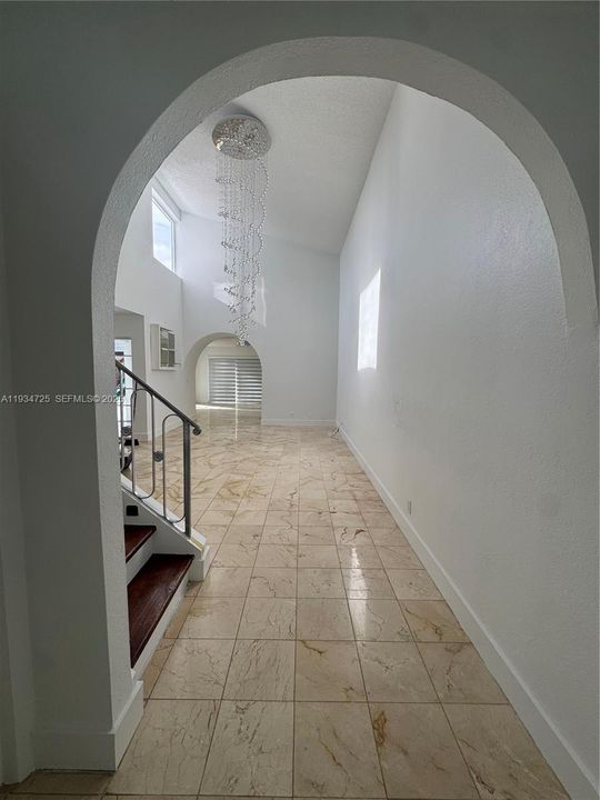 For Rent: $4,500 (3 beds, 2 baths, 2023 Square Feet)