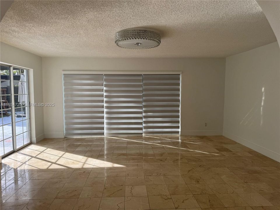 For Rent: $4,500 (3 beds, 2 baths, 2023 Square Feet)