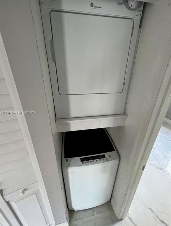 En Renta: $3,500 (4 camas, 2 baños, 1330 Pies cuadrados)