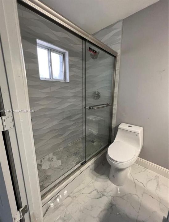 En Renta: $3,500 (4 camas, 2 baños, 1330 Pies cuadrados)