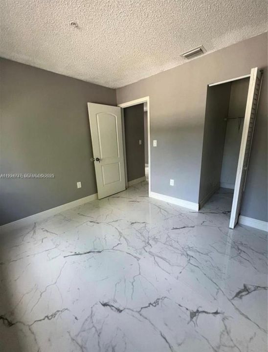 En Renta: $3,500 (4 camas, 2 baños, 1330 Pies cuadrados)