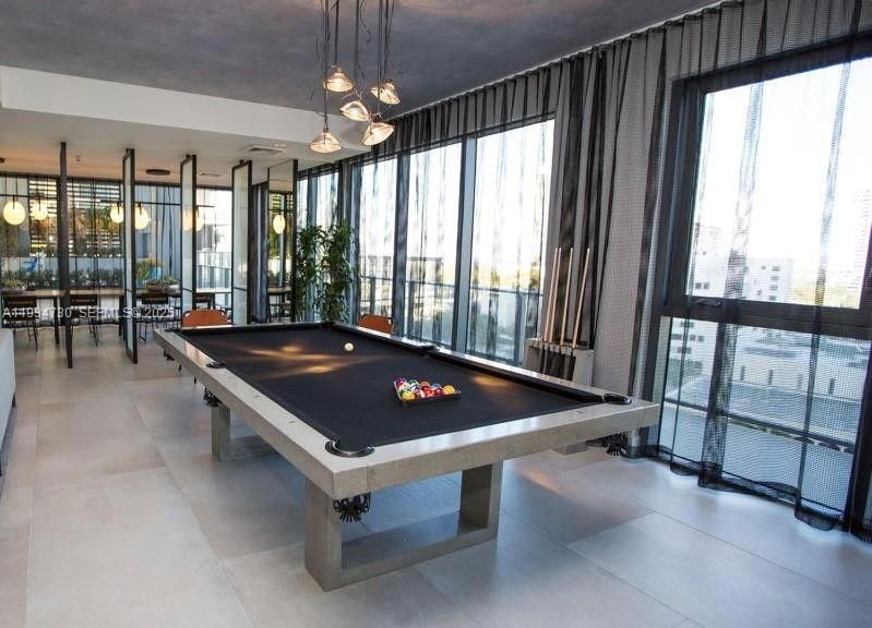 В аренду: $3,390 (1 спален, 1 ванн, 681 Квадратных фут)