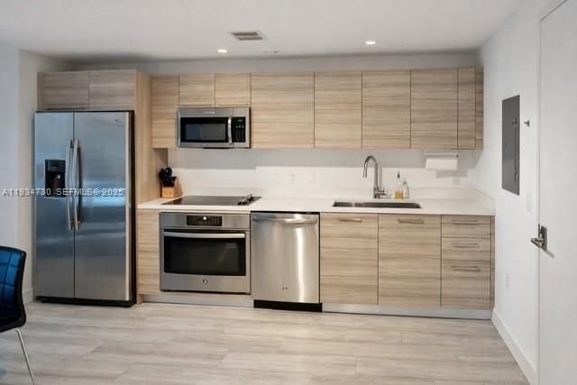 В аренду: $3,390 (1 спален, 1 ванн, 681 Квадратных фут)