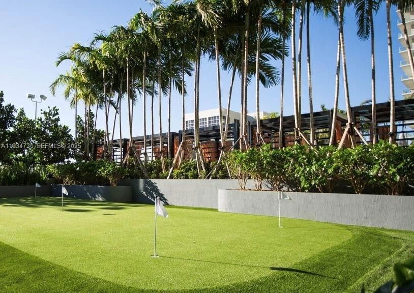 В аренду: $3,390 (1 спален, 1 ванн, 681 Квадратных фут)