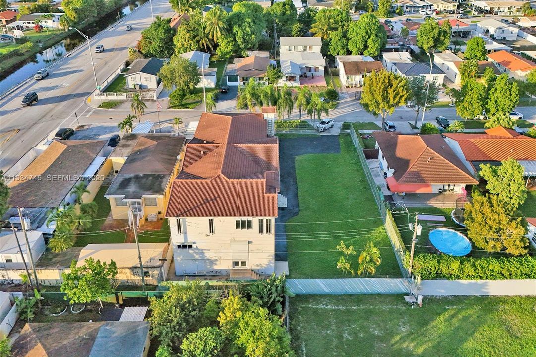 待售: $1,750,000 (7 贝兹, 7 浴室, 7919 平方英尺)