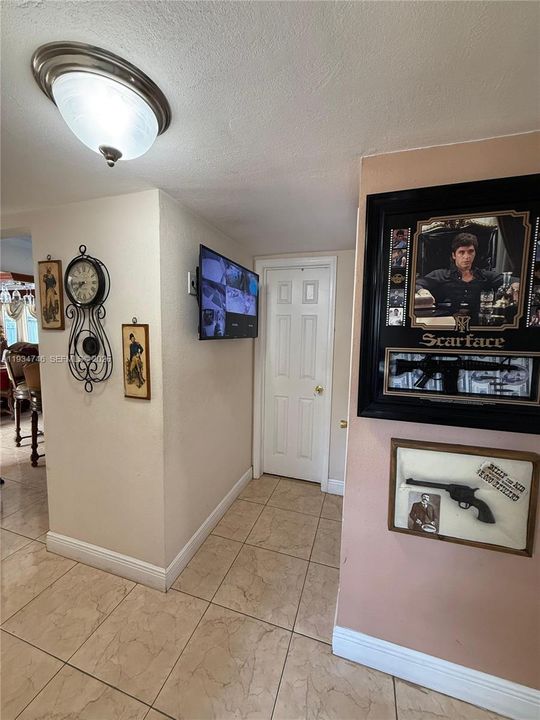 待售: $715,000 (3 贝兹, 2 浴室, 1844 平方英尺)