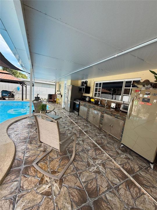 待售: $715,000 (3 贝兹, 2 浴室, 1844 平方英尺)