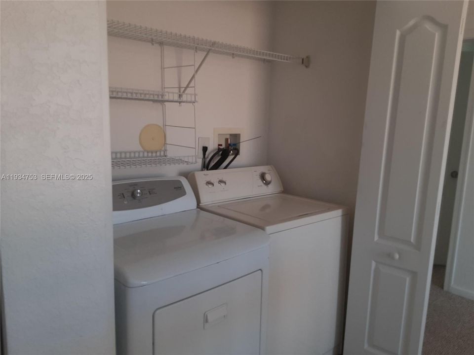 For Rent: $3,200 (5 beds, 3 baths, 2070 Square Feet)