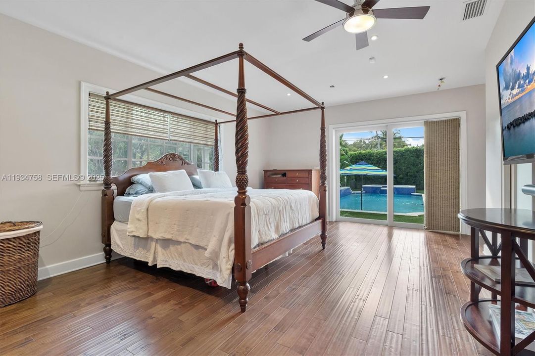 На продажу: $2,000,000 (5 спален, 4 ванн, 2770 Квадратных фут)