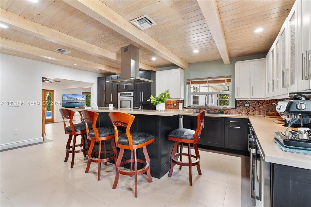 На продажу: $2,000,000 (5 спален, 4 ванн, 2770 Квадратных фут)