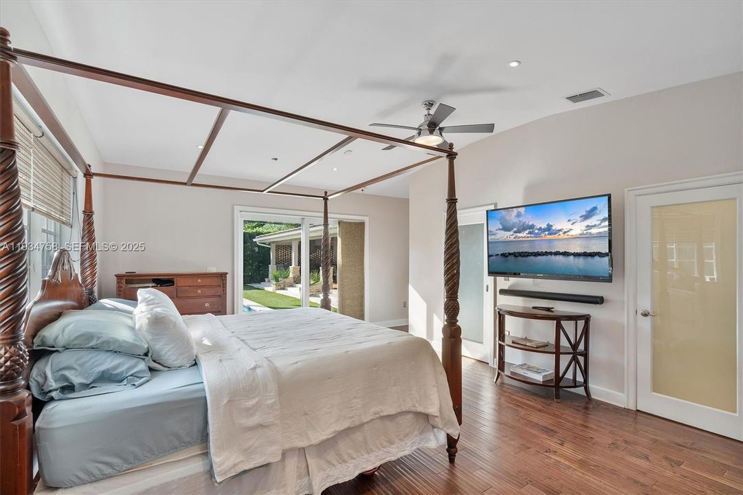 На продажу: $2,000,000 (5 спален, 4 ванн, 2770 Квадратных фут)