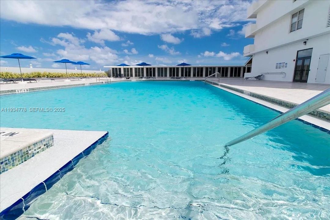 На продажу: $515,000 (1 спален, 1 ванн, 960 Квадратных фут)