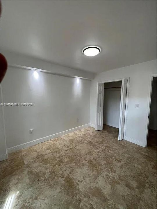 В аренду: $2,750 (3 спален, 2 ванн, 930 Квадратных фут)