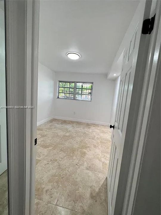 В аренду: $2,750 (3 спален, 2 ванн, 930 Квадратных фут)