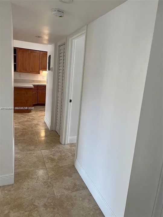 В аренду: $2,750 (3 спален, 2 ванн, 930 Квадратных фут)