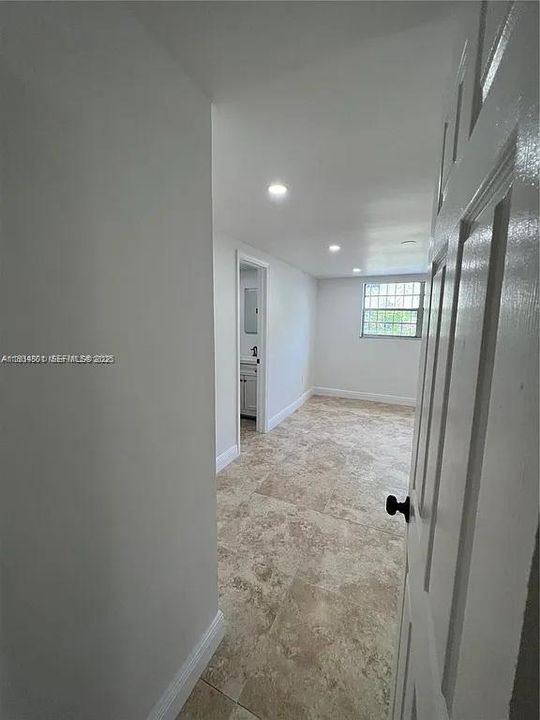 В аренду: $2,750 (3 спален, 2 ванн, 930 Квадратных фут)