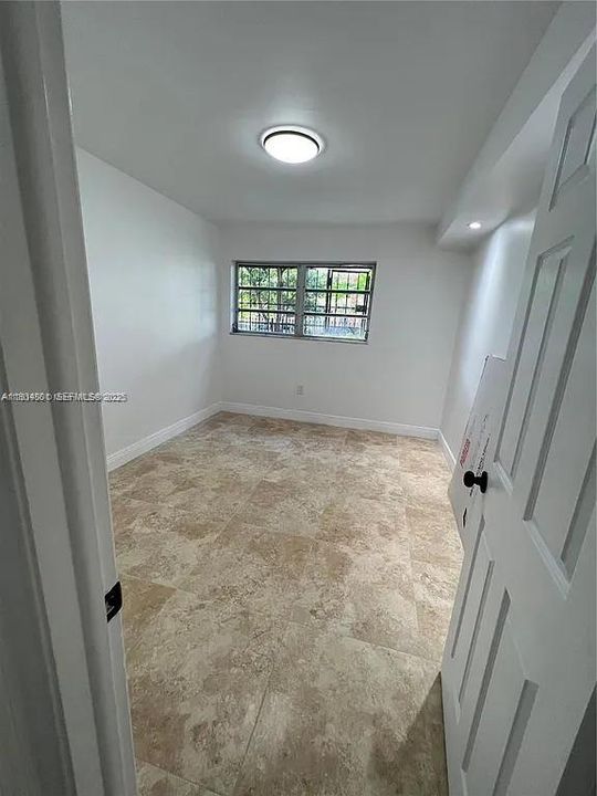 В аренду: $2,750 (3 спален, 2 ванн, 930 Квадратных фут)