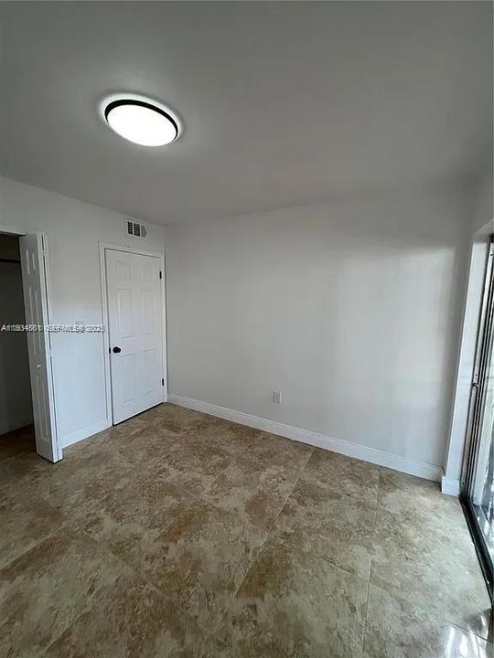 В аренду: $2,750 (3 спален, 2 ванн, 930 Квадратных фут)