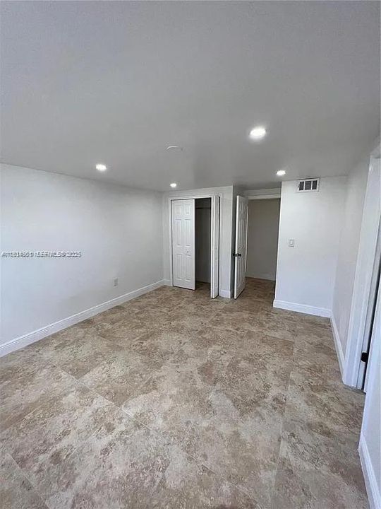 В аренду: $2,750 (3 спален, 2 ванн, 930 Квадратных фут)