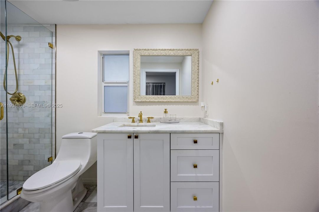 For Rent: $4,300 (3 beds, 2 baths, 1472 Square Feet)