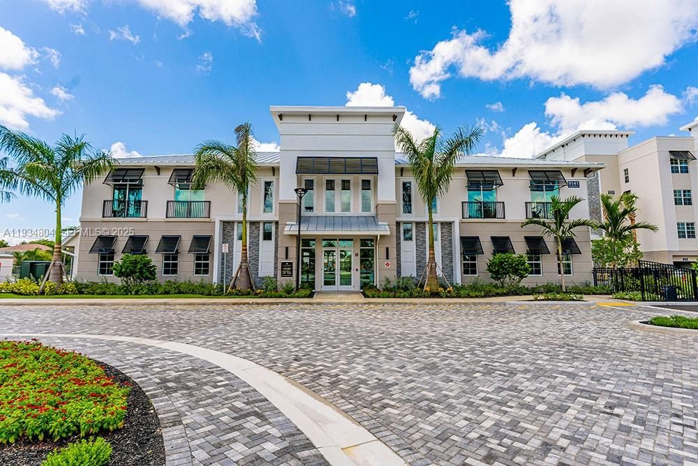 For Rent: $2,845 (2 beds, 2 baths, 0 Square Feet)