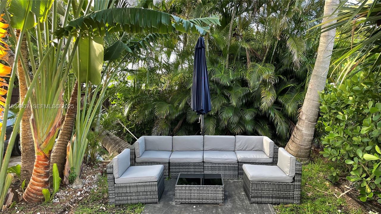 En Venta: $465,000 (3 camas, 2 baños, 1263 Pies cuadrados)