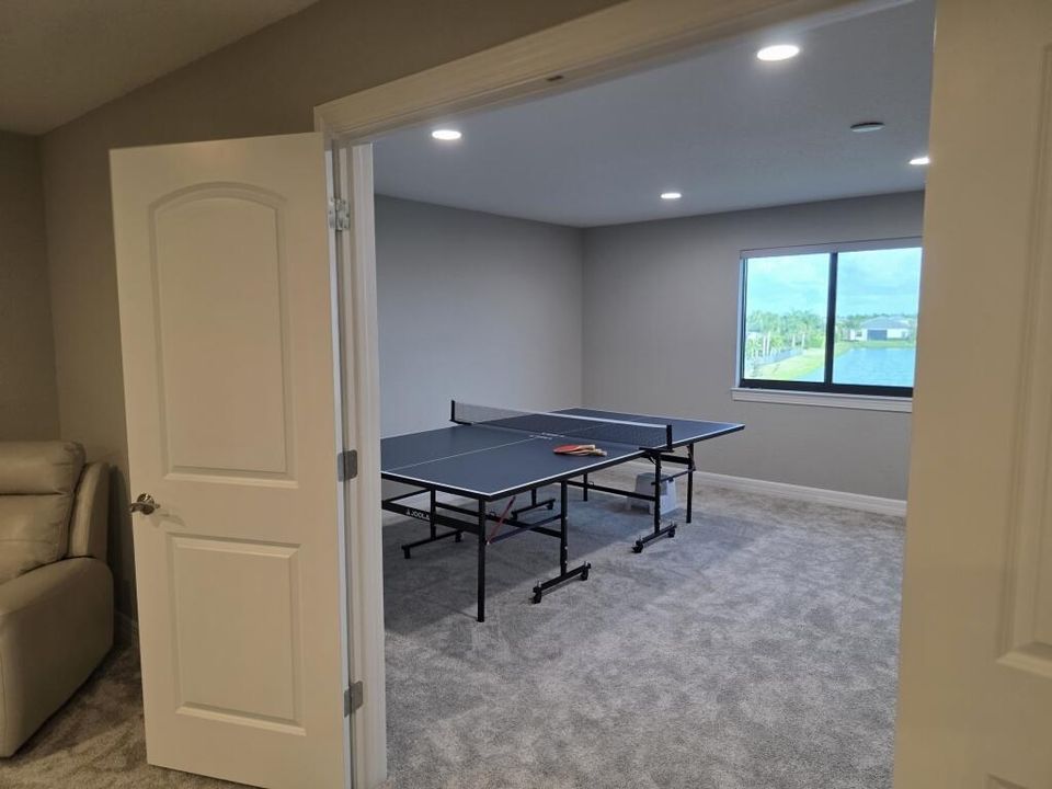 52-Upstairs Game Room