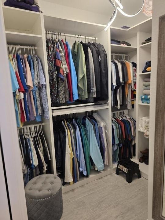 15-Master Closet Side A