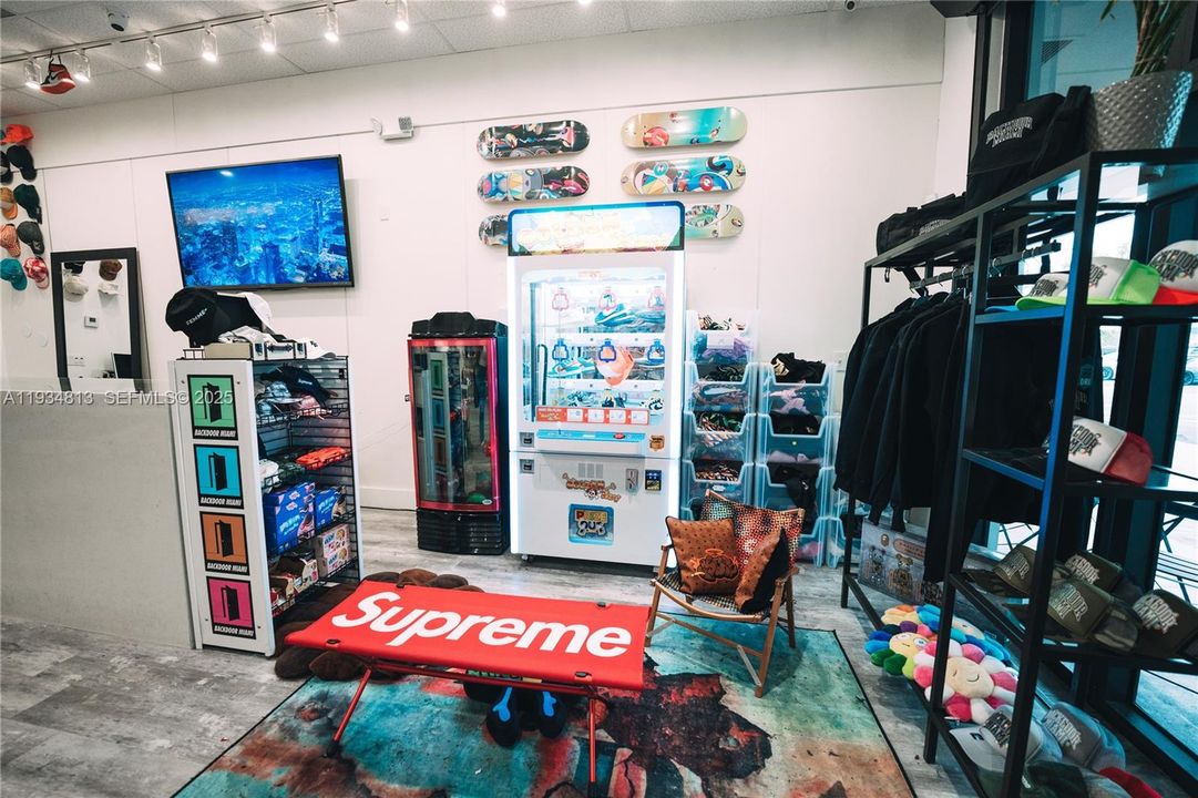 待售: $399,000 (0 贝兹, 0 浴室, 0 平方英尺)